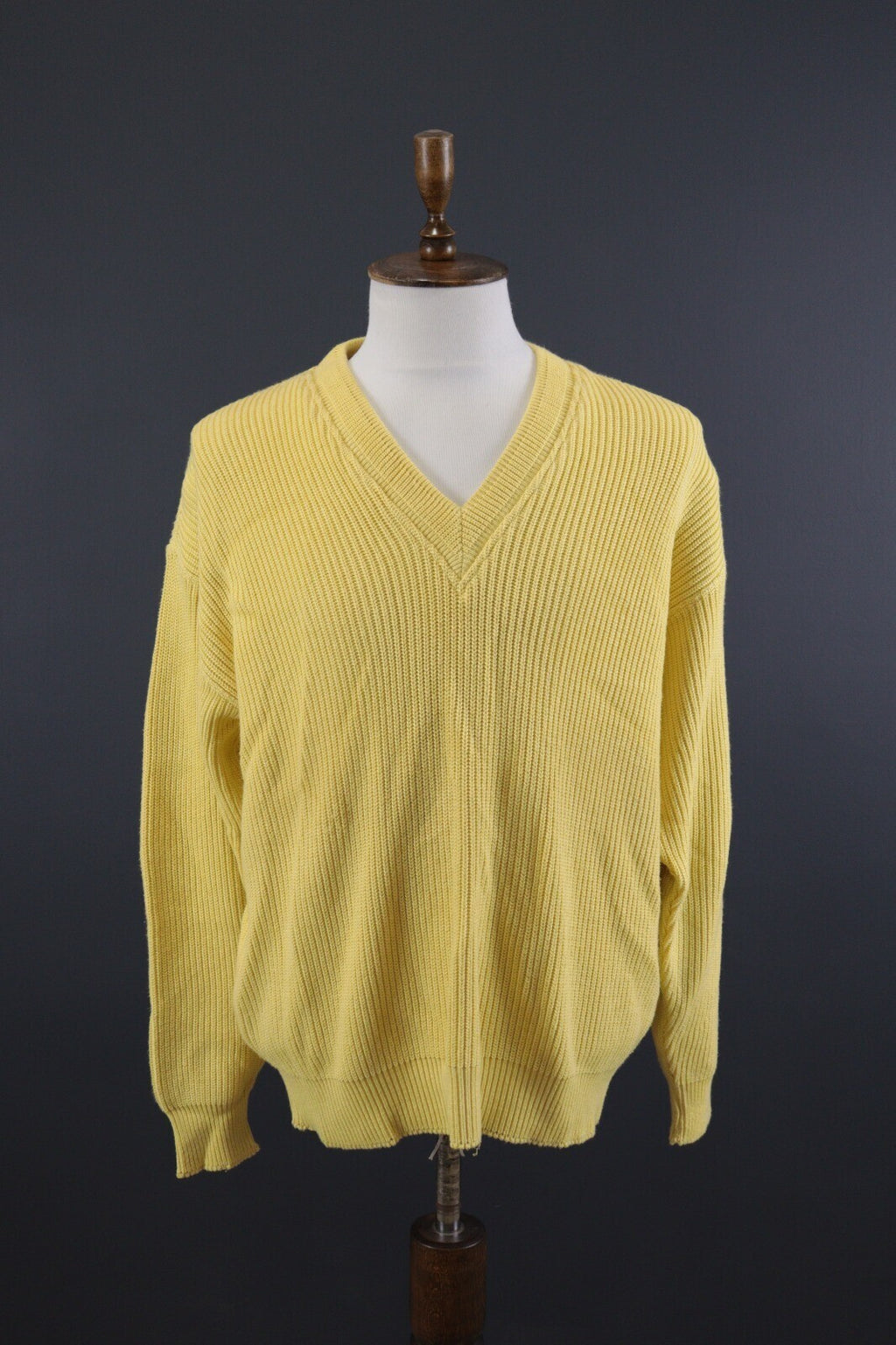 Carlo Colucci Yellow Knit Ribbed V-Neck Wool Sweater – Size L-XL US 44 EU 554