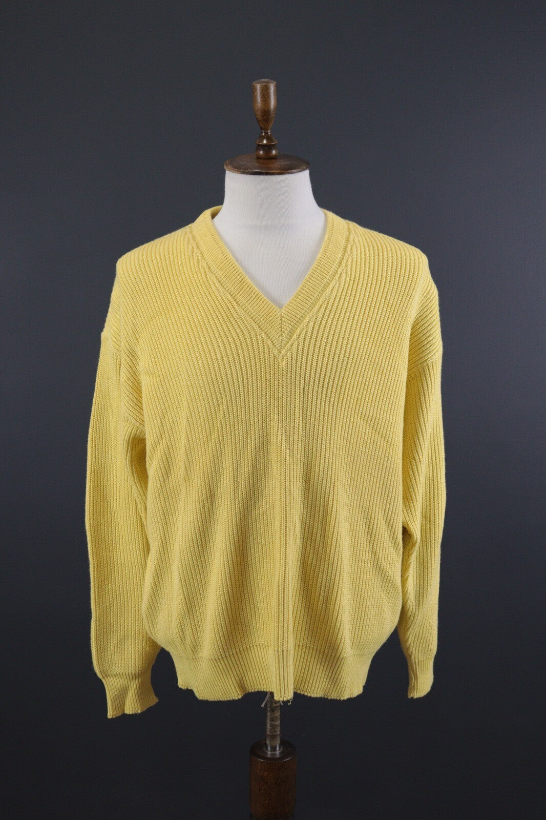 Carlo Colucci Yellow Knit Ribbed V-Neck Wool Sweater – Size L-XL US 44 EU 554