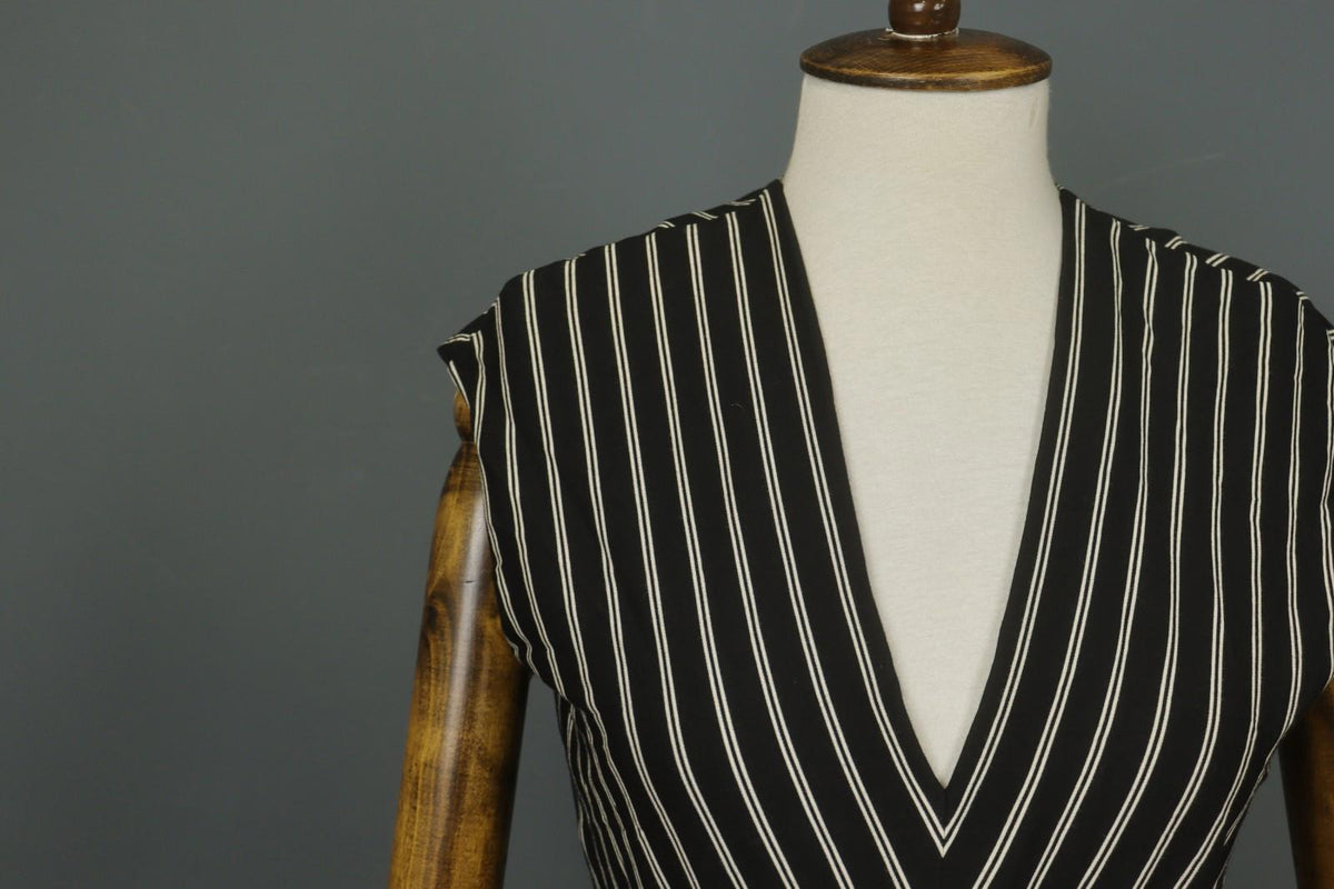 MAX MARA Black White Striped Viscose Deep V-Neck Back Zip Sheath Dress – Size S
