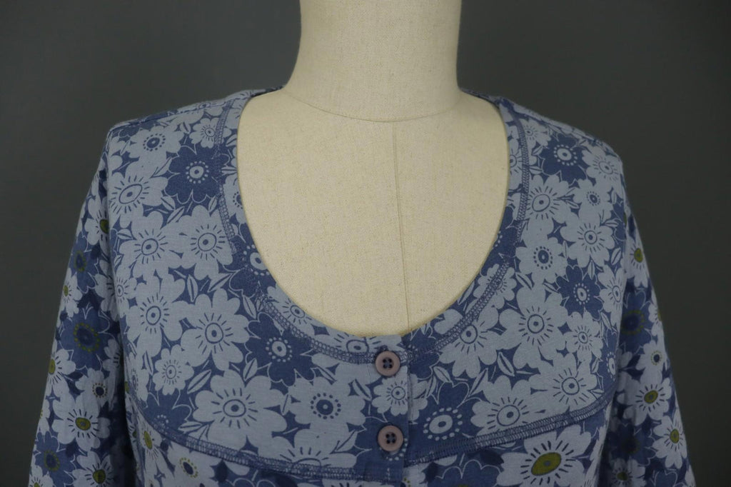 GUDRUN SJODEN Multi Floral Long Sleeve Round Neck Button Front Cardigan – Size M