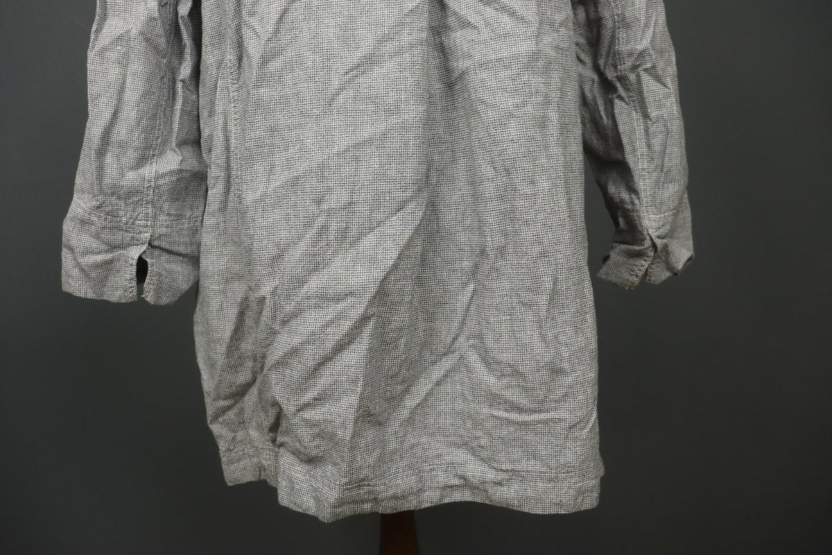 OSKA Gray Pleated Back Slit Sleeve Collared Button Front Shirt Dress – Size 2