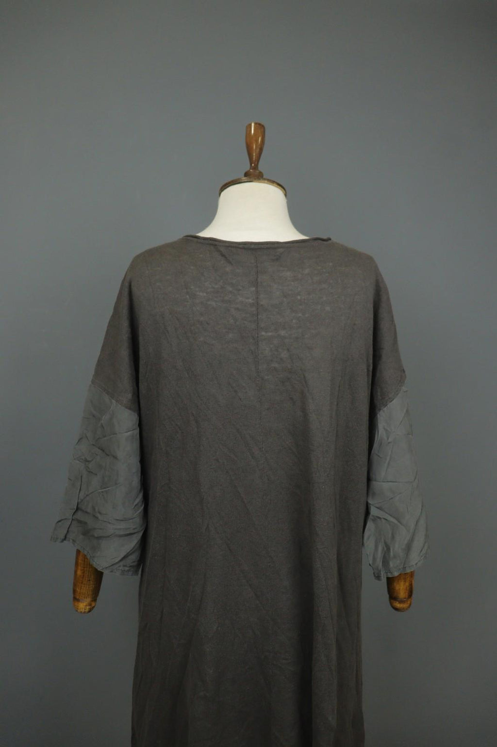GUDRUN SJODEN Gray Linen Blend Round Neck Asymmetrical Hem Sweater Dress – Size XL