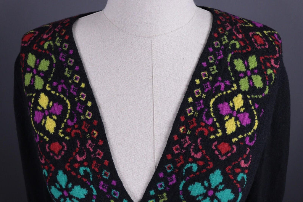 IVKO Black Intarsia Pattern Wool Floral Knit Sweater – Size 40 / S