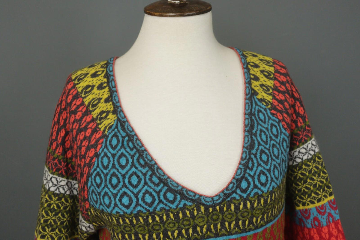 IVKO Multi Geo Print 100% Wool Knitted Long Sleeve V-Neck Sweater Dress – Size 40