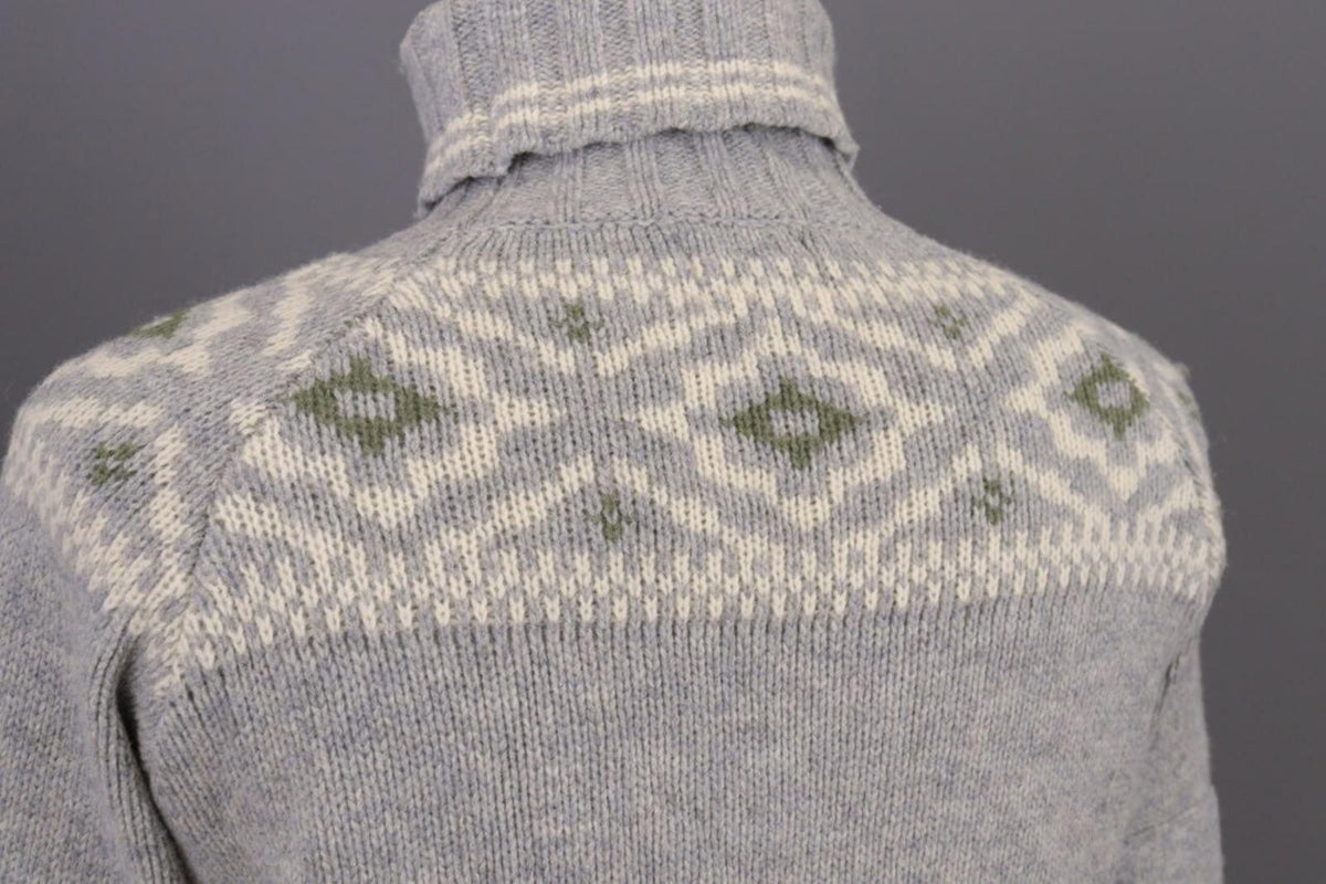 DEVOLD Gray Vintage Fair Isle Turtle Neck Wool Knit Ski Sweater – Size M
