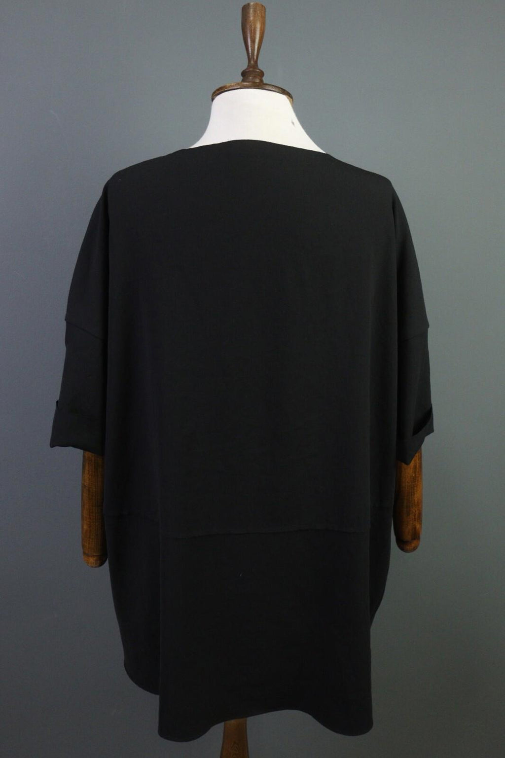 OSKA Black Short Sleeve Button Scoop Neck A-Line Blouson Dress – Size 3