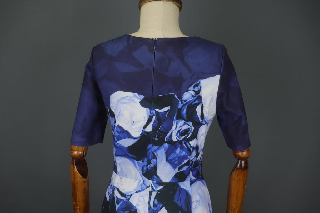 ESCADA SPORT Blue Rose Print Zipper Back Half Sleeve Sheath Dress – Size 38