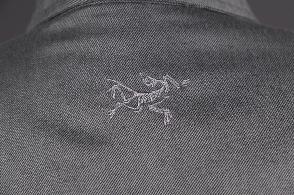 ARCTERYX Relaxed Fit Gray Long Sleeve Button Hiking Shirt – Size M