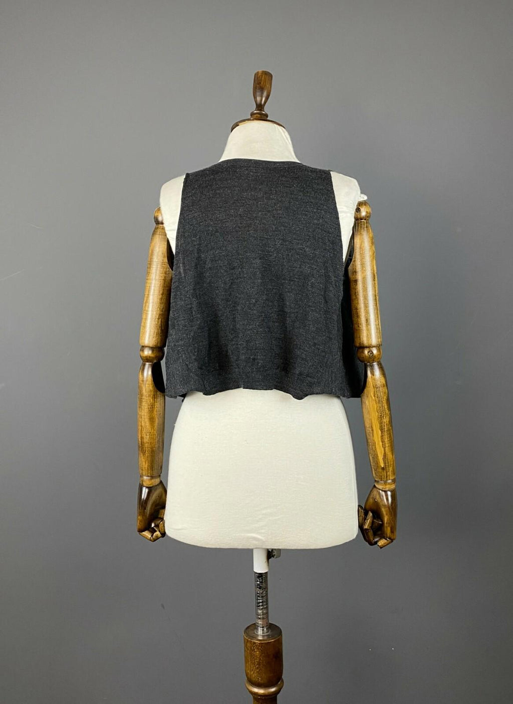 PRADA MILANO Grey Open Front Sleevless Cardigan Sweater – Size 38
