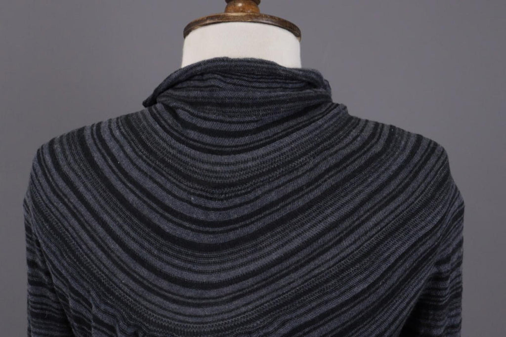 OSKA Gray Striped A-Line Cowl Neck Long Sleeve Short Dress – Size 2