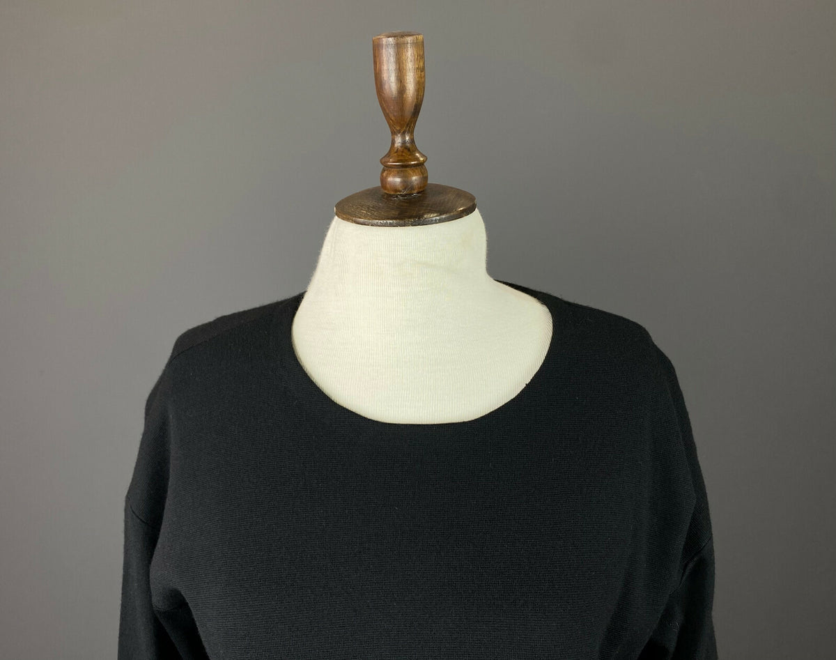 Dorothee Schumacher Black Wool Long Sleeve Belted Sweater – Women's 4