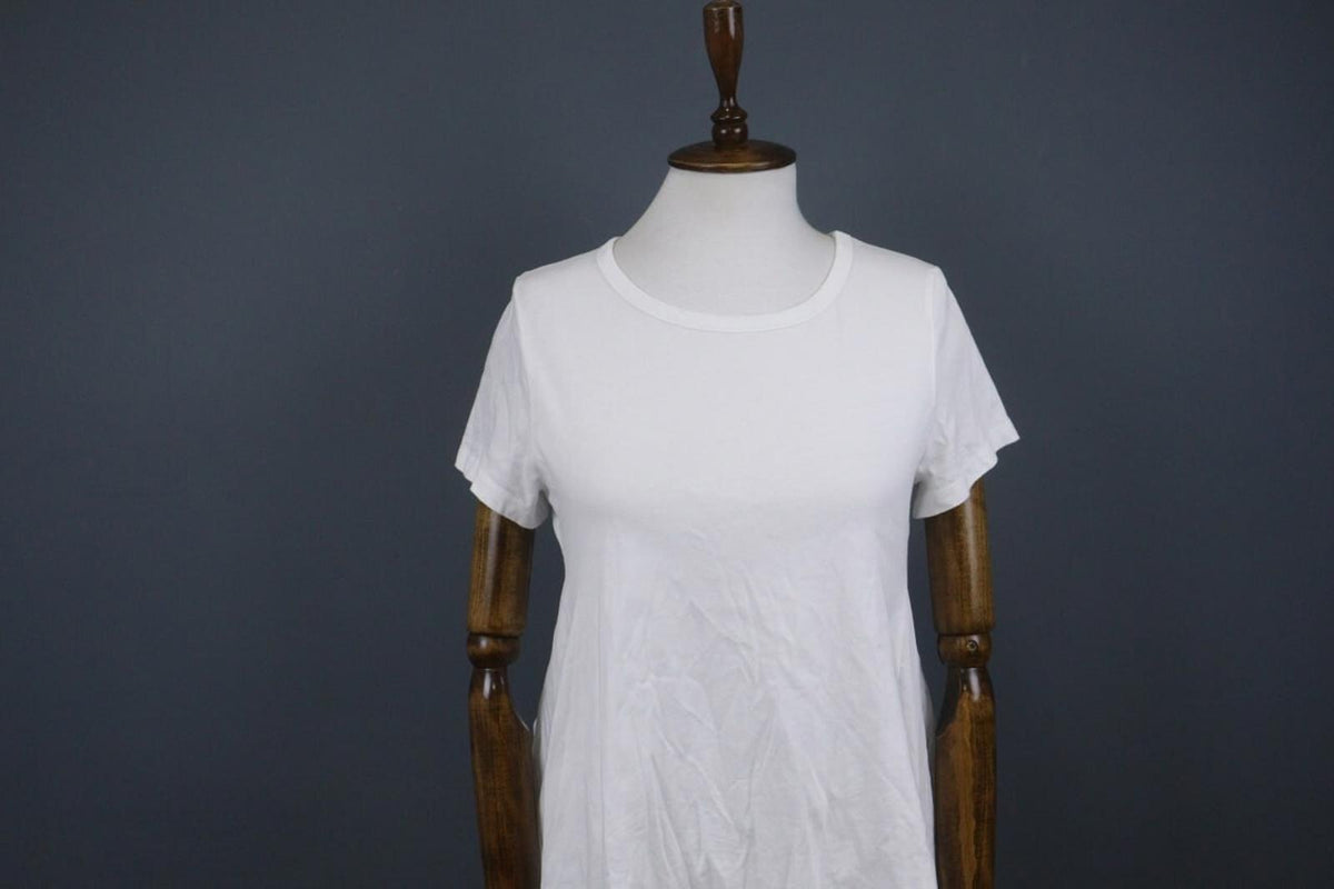 OZAI N KU White Cotton Round Neck Short Sleeve High Low Tee Shirt Dress – Size S – Used