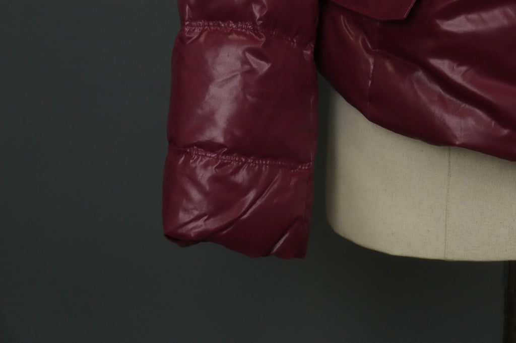 WEEKEND MAX MARA Red Long Sleeve Mock Neck Snap Inside Zip Puffer Jacket – Size 44