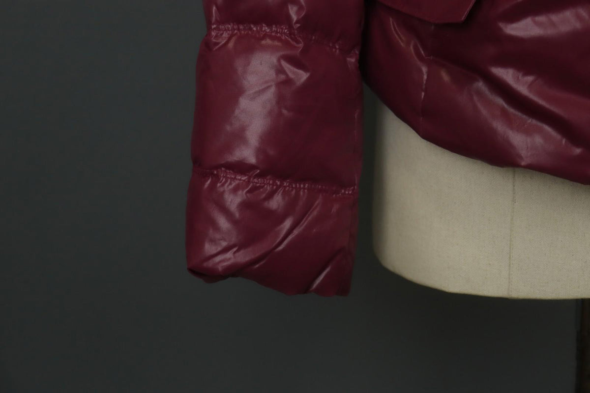 WEEKEND MAX MARA Red Long Sleeve Mock Neck Snap Inside Zip Puffer Jacket – Size 44