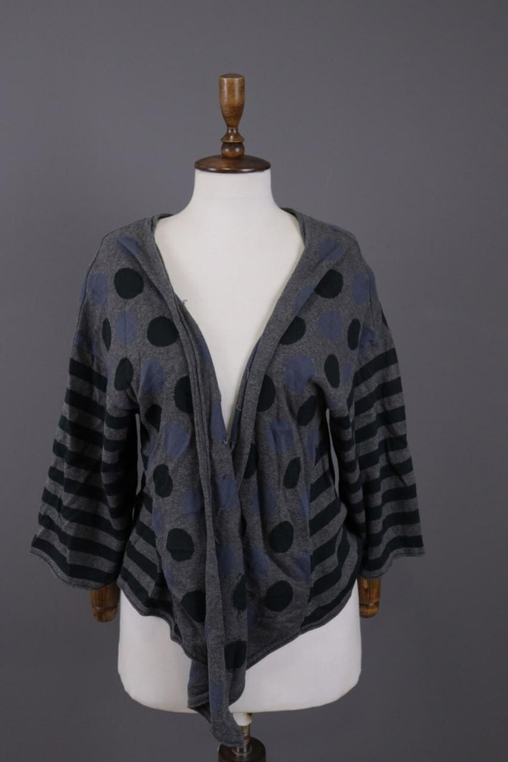 GUDRUN SJODEN Gray Dotted Striped Cape Wrape Knit Cardigan Sweater – Size L