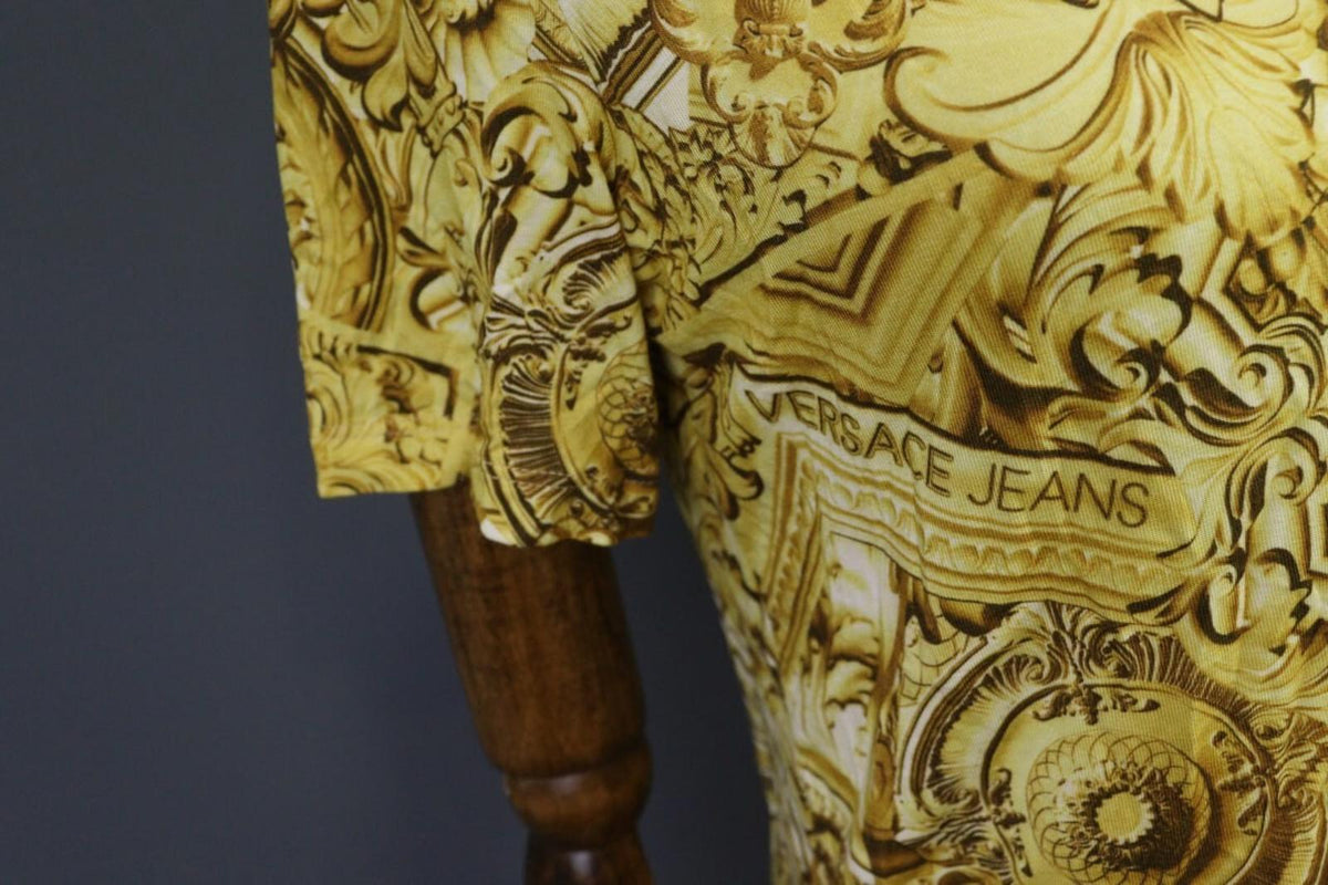 BNWT VERSACE JEANS Multicolor Gold Printed Short Sleeve Blouse Top – Size USA 4