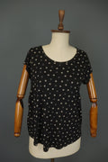 GUDRUN SJODEN Multi Polka Dot Short Sleeve Round Neck Pullover Blouse Top – Size M
