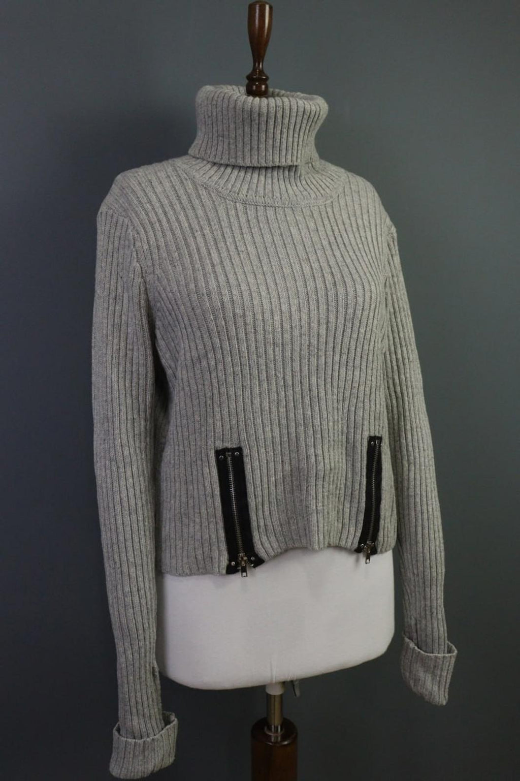 LINDEX Jean Paul Gaultier Gray Turtle Neck Ribbed Sleeve Pullover Sweater – Size L