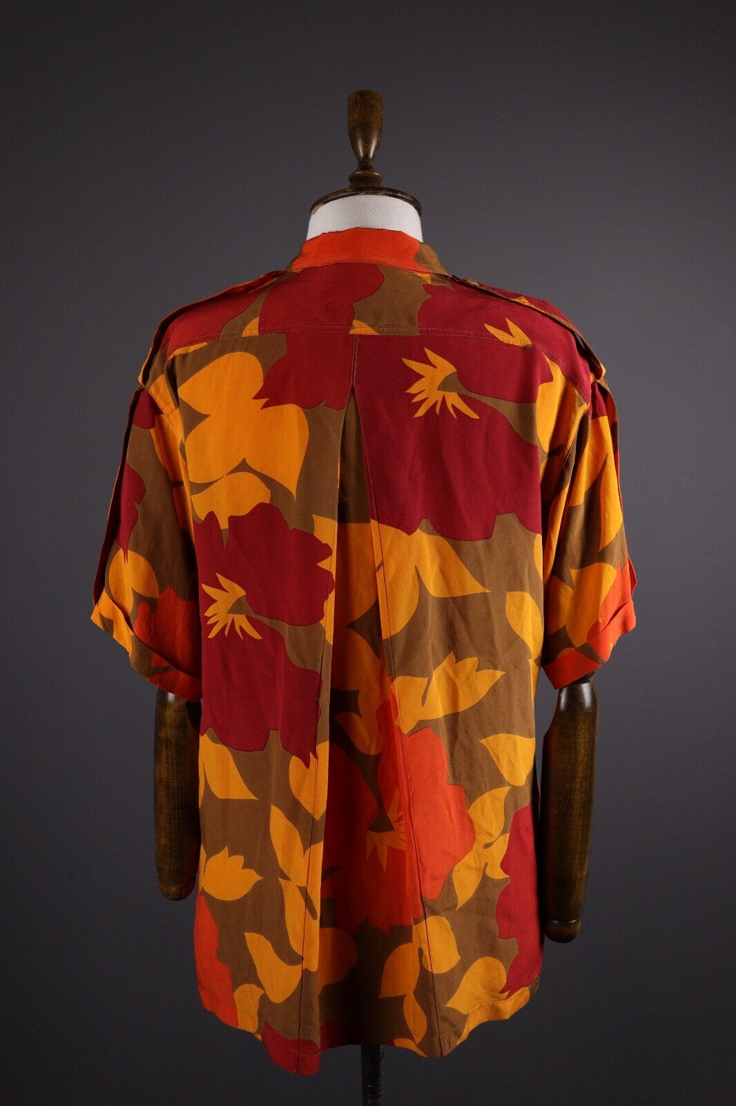 Escada Margaretha Ley Silk Floral Button Down Short Sleeve Blouse – Size 38