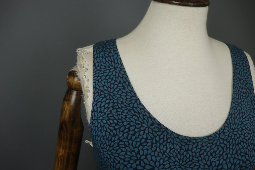 GUDRUN SJODEN Blue Modal Floral Stretch Sleeveless Scoop Neck Tank Dress – Size L