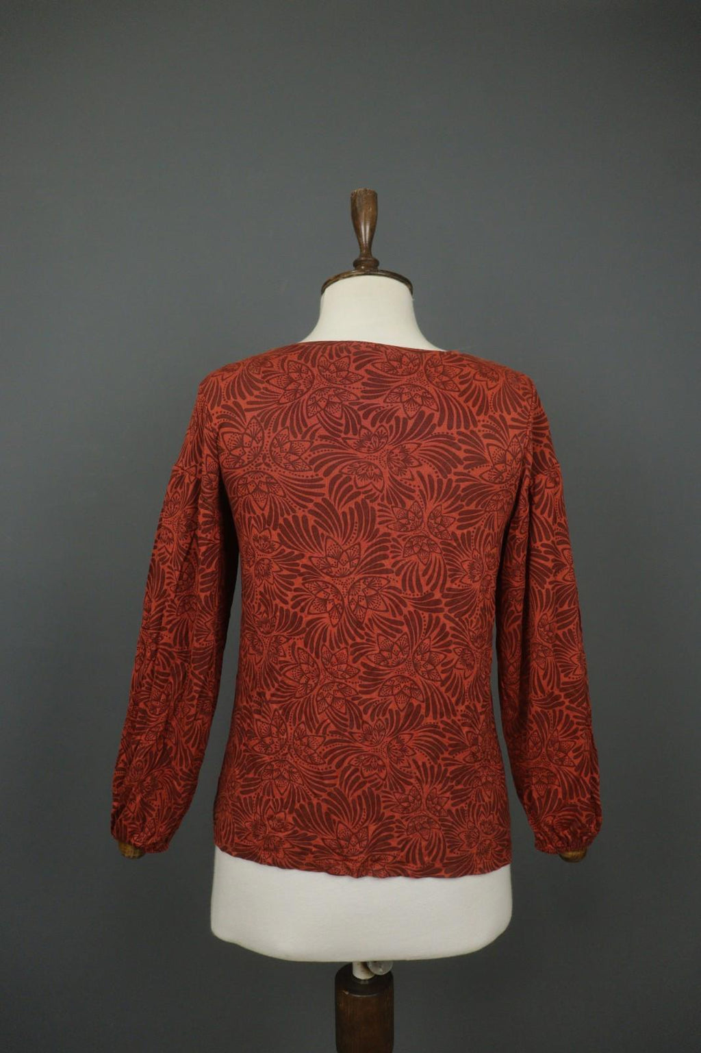 GUDRUN SJODEN Orange Floral Long Sleeve Round Neck Pullover Knit Top – Size S