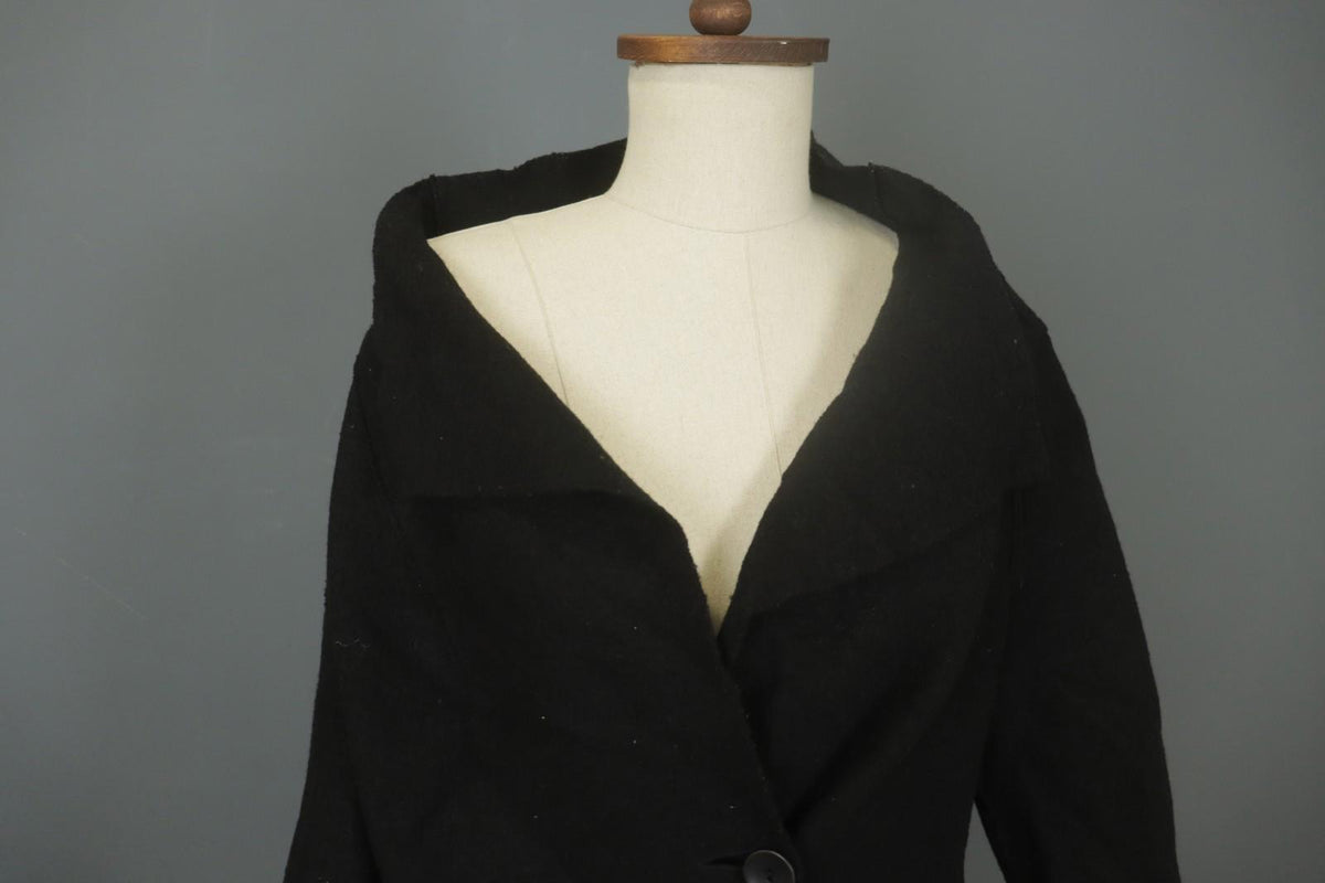 OSKA Black Long Sleeve Shawl Collar Casual One Button Blazer Jacket – Size 2