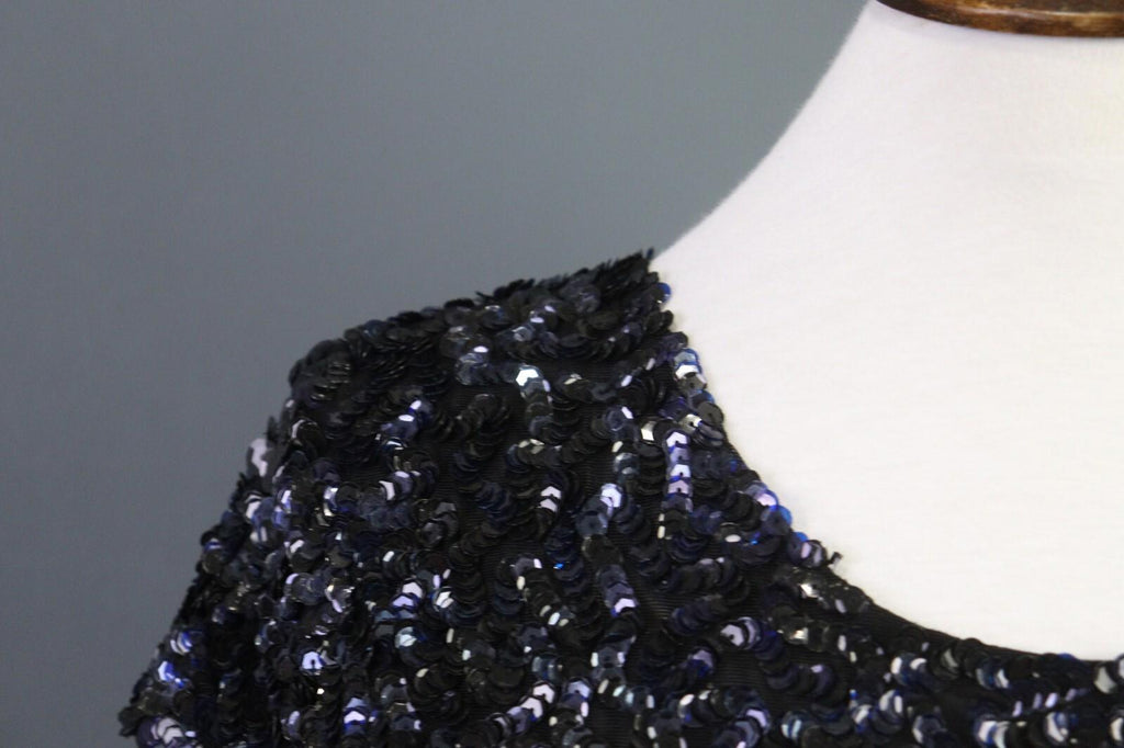 ALICE + OLIVIA Black Sequin Cap Sleeve Round Neck Top Blouse Shirt