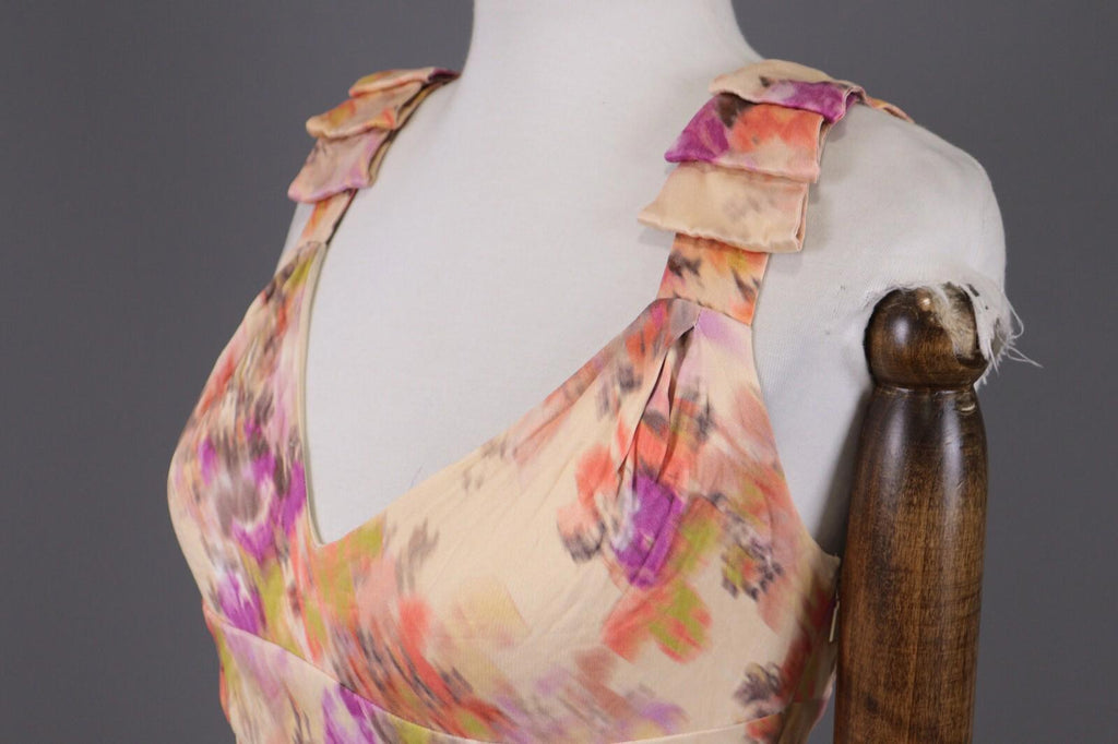 GIANNI VERSACE Multicolor Floral 3D Sleeveless V-Neck Blouse Tank Top – Size 40
