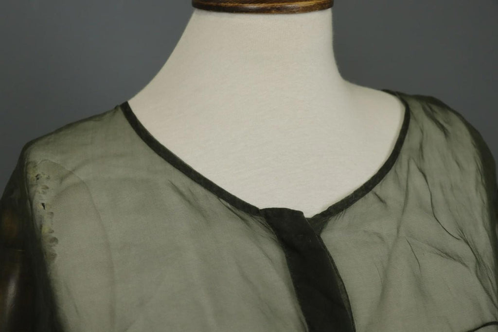 GRIZAS Green Long Sleeve Crew Neck Button Front Sheer Organza Blouse Top – Size L
