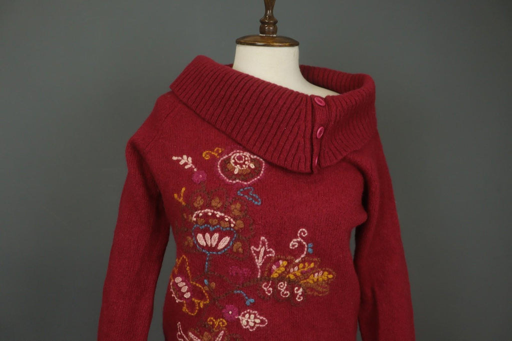 GUDRUN SJODEN Red Knitted Embroidered Raglan Sleeve Mock Neck Sweater – Size M