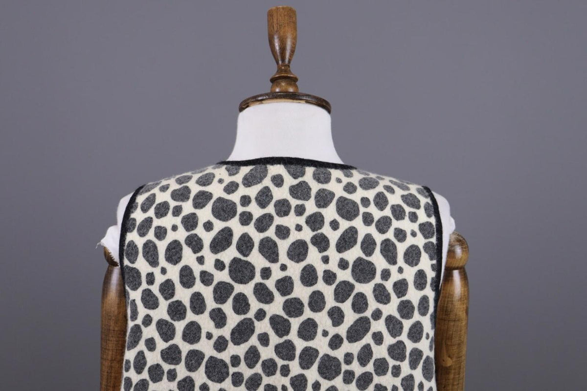 GUDRUN SJODEN Beige Leopard Print Wool Knit Vest Cardigan – Size L
