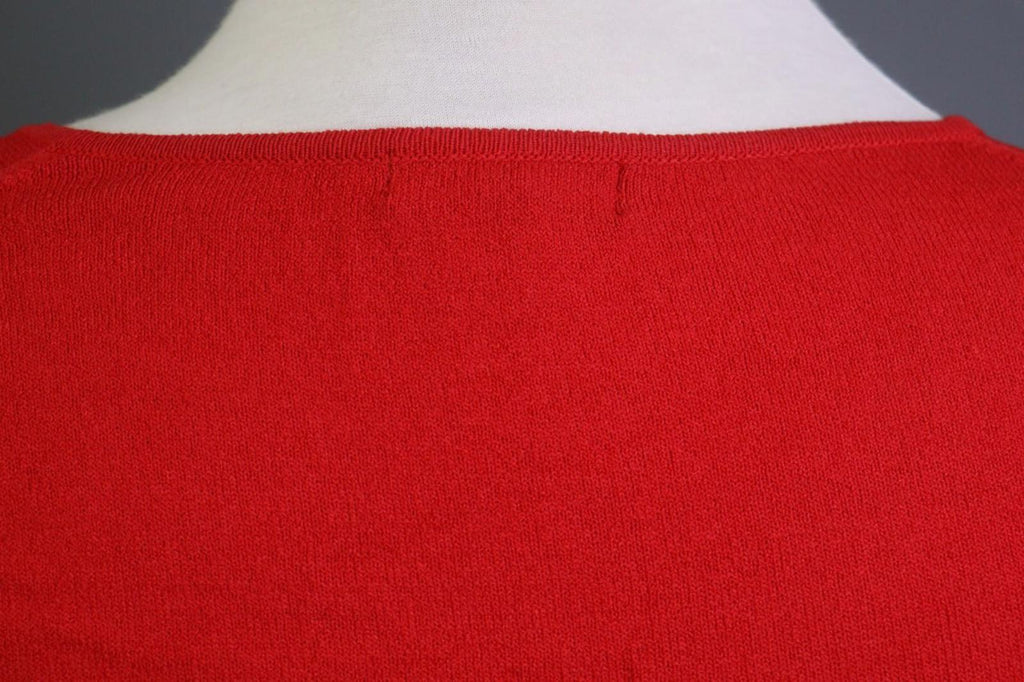 BURBERRY Red Viscose Knitted V-Neck Raglan Sleeve Pullover Sweater – Size 46