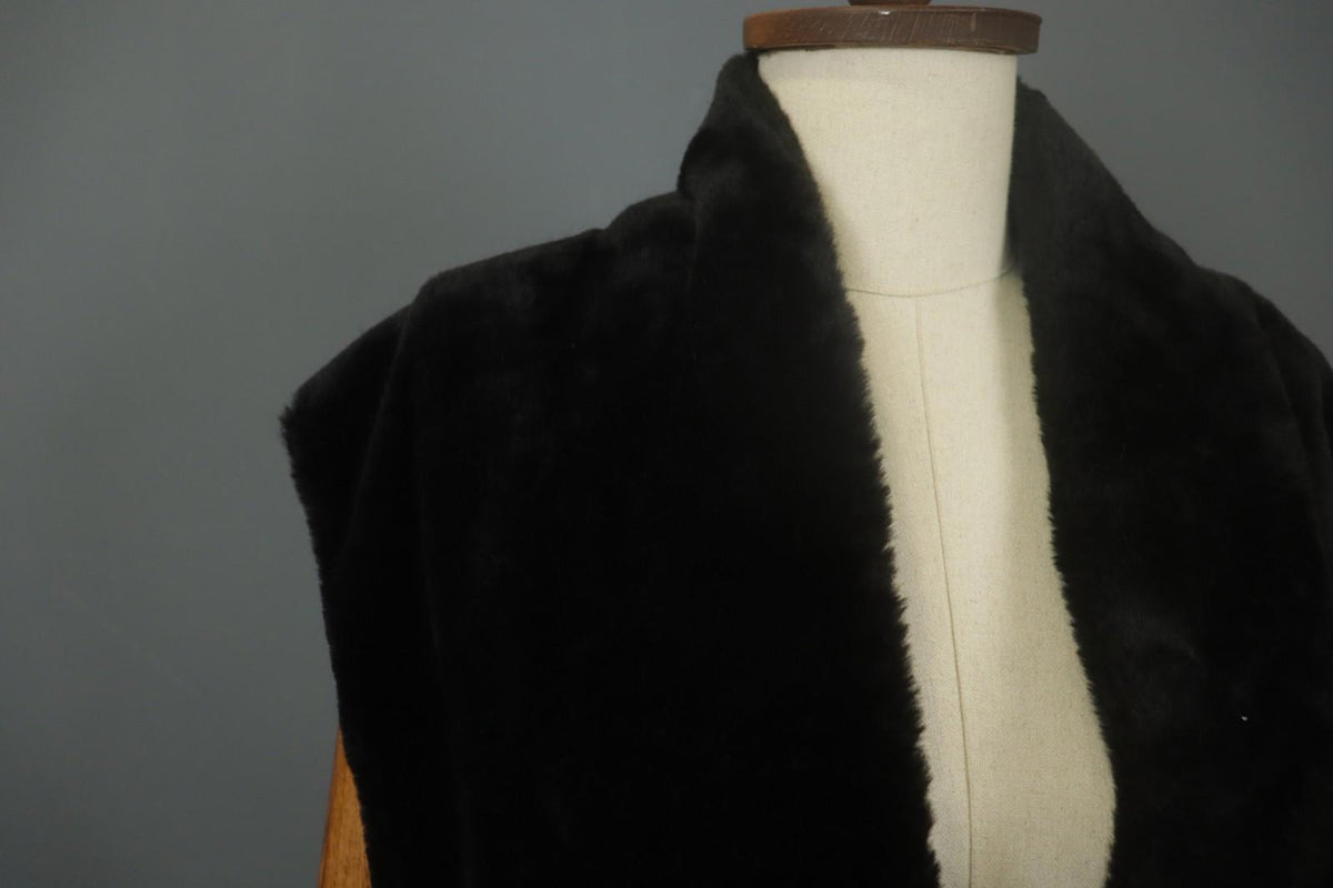 ANNETTE GORTZ Black Long Sleeve Toggle Front V-Neck Cardigan Sweater – Size 38