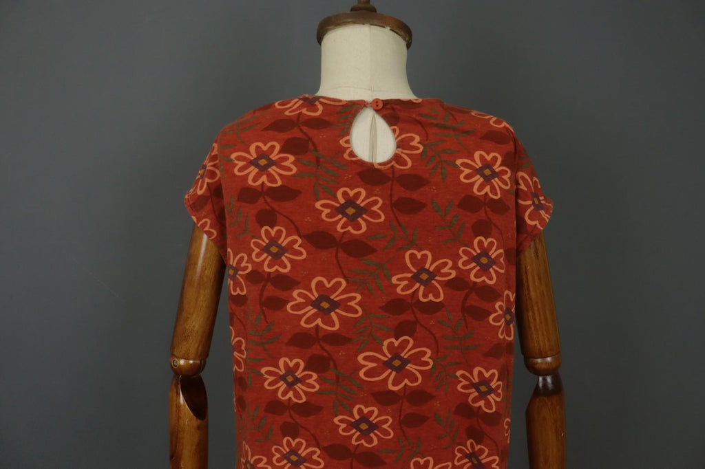 GUDRUN SJODEN Red Floral Crew Neck Long Sleeve Pullover Shift Dress – Size M