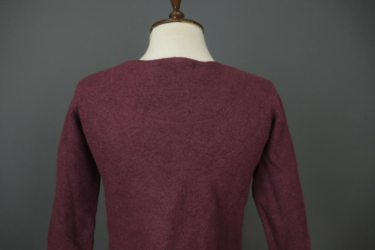 GUDRUN SJODEN Burgundy 100% Wool Side Slit Round Neck Pullover Sweater – Size S
