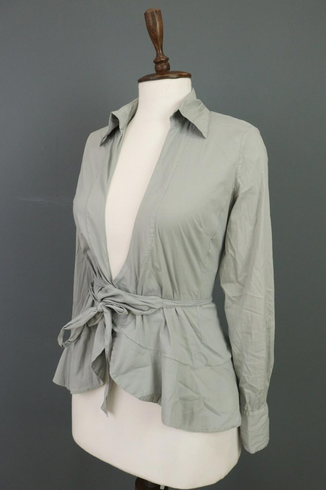 TRANSIT PAR SUCH Gray Beolt Long Sleeve Cape Top Blouse Shirt – Size 1