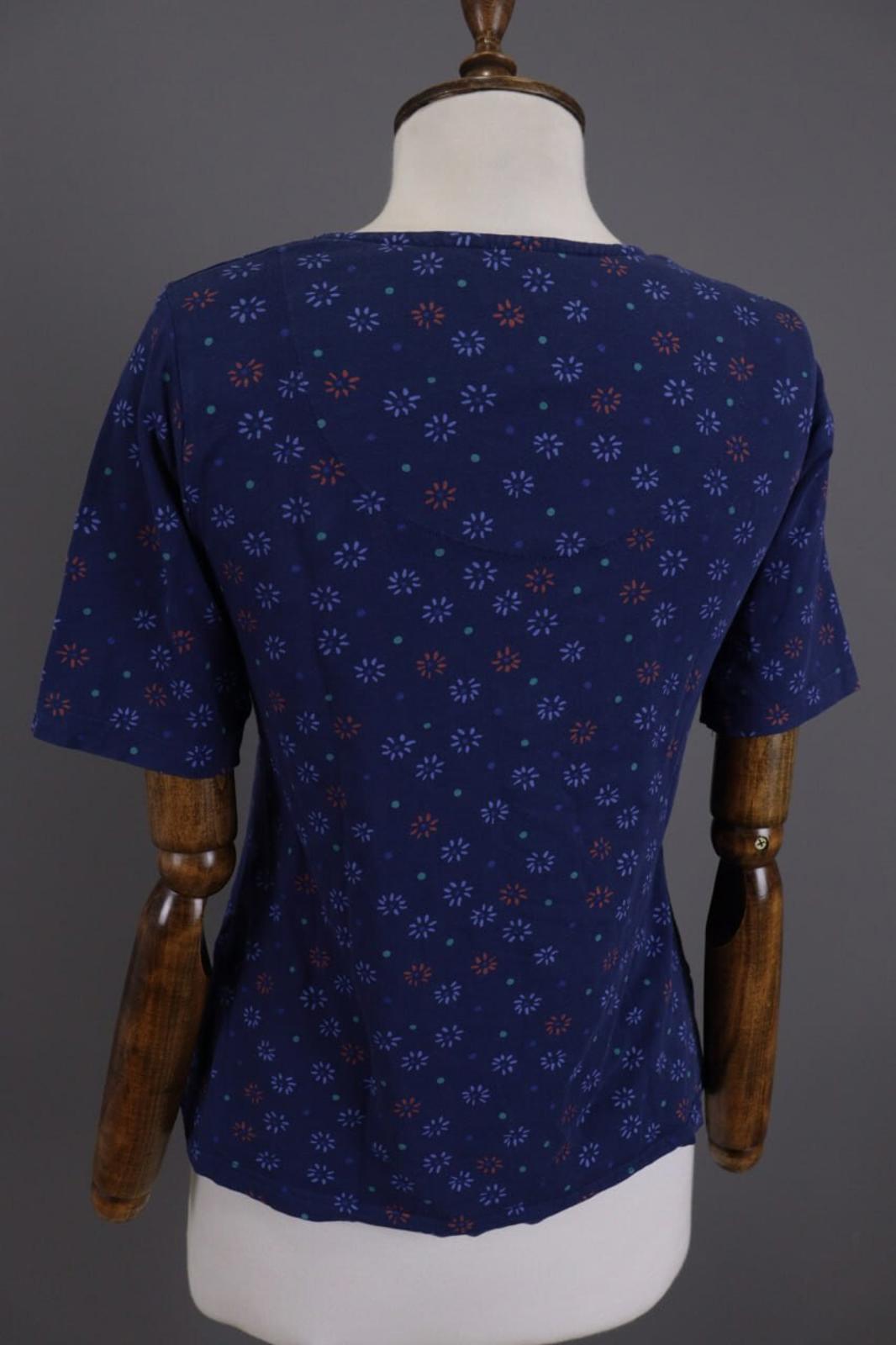 GUDRUN SJODEN Blue Floral Short Sleeve Blouse Top Shirt – Size S