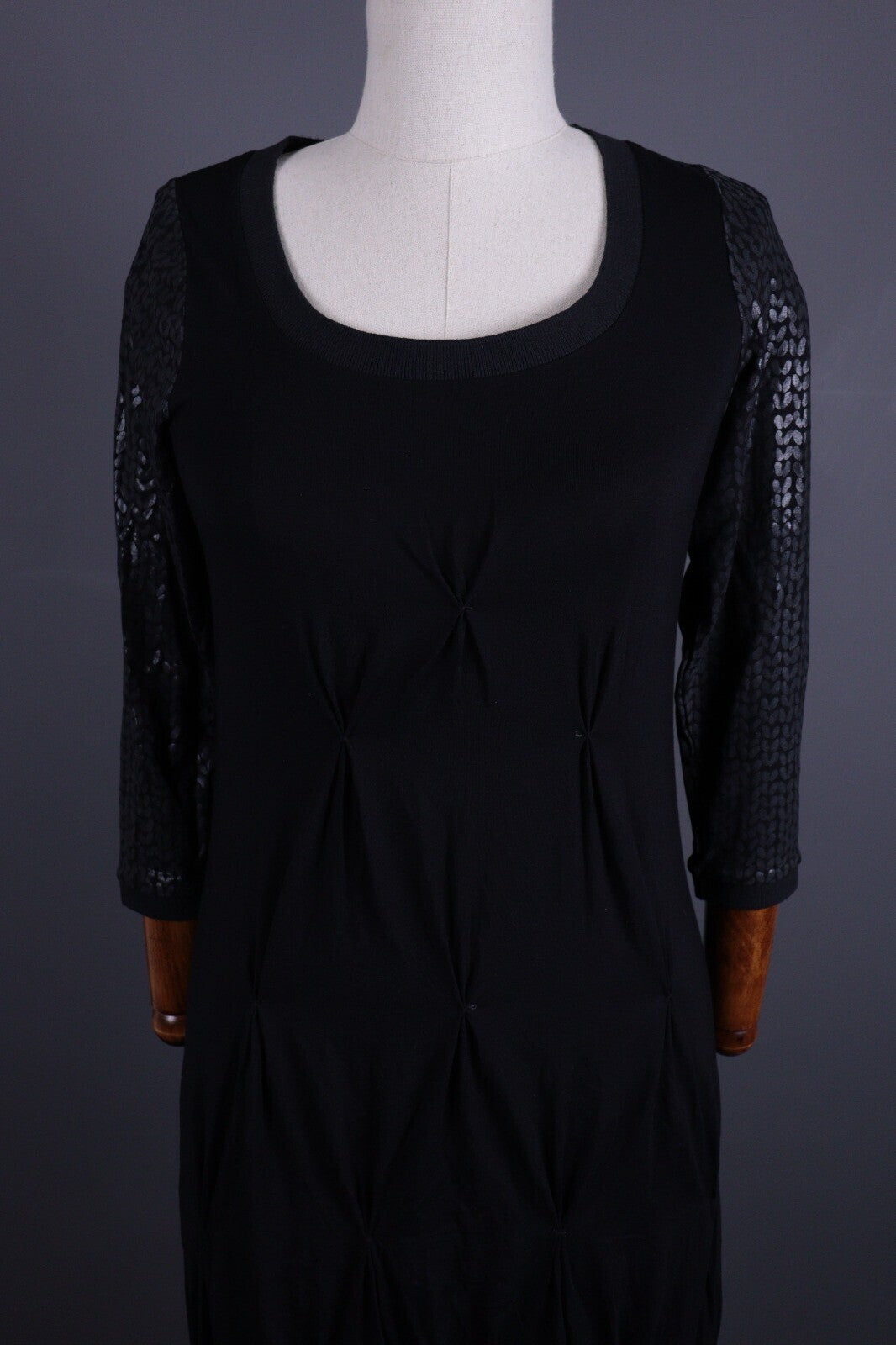 Sportalm Kidzbuhel Black Sequin Long Sleeve Sweater Midi Dress 36 / S