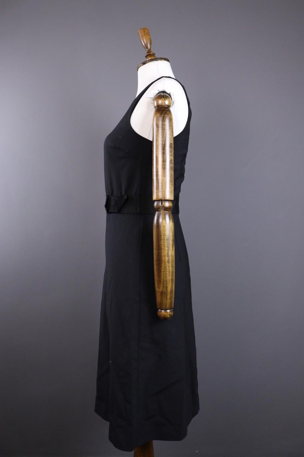 THEORY Black Sleeveless Belted Zip Up A-Line Sheath Midi Dress – Size 6