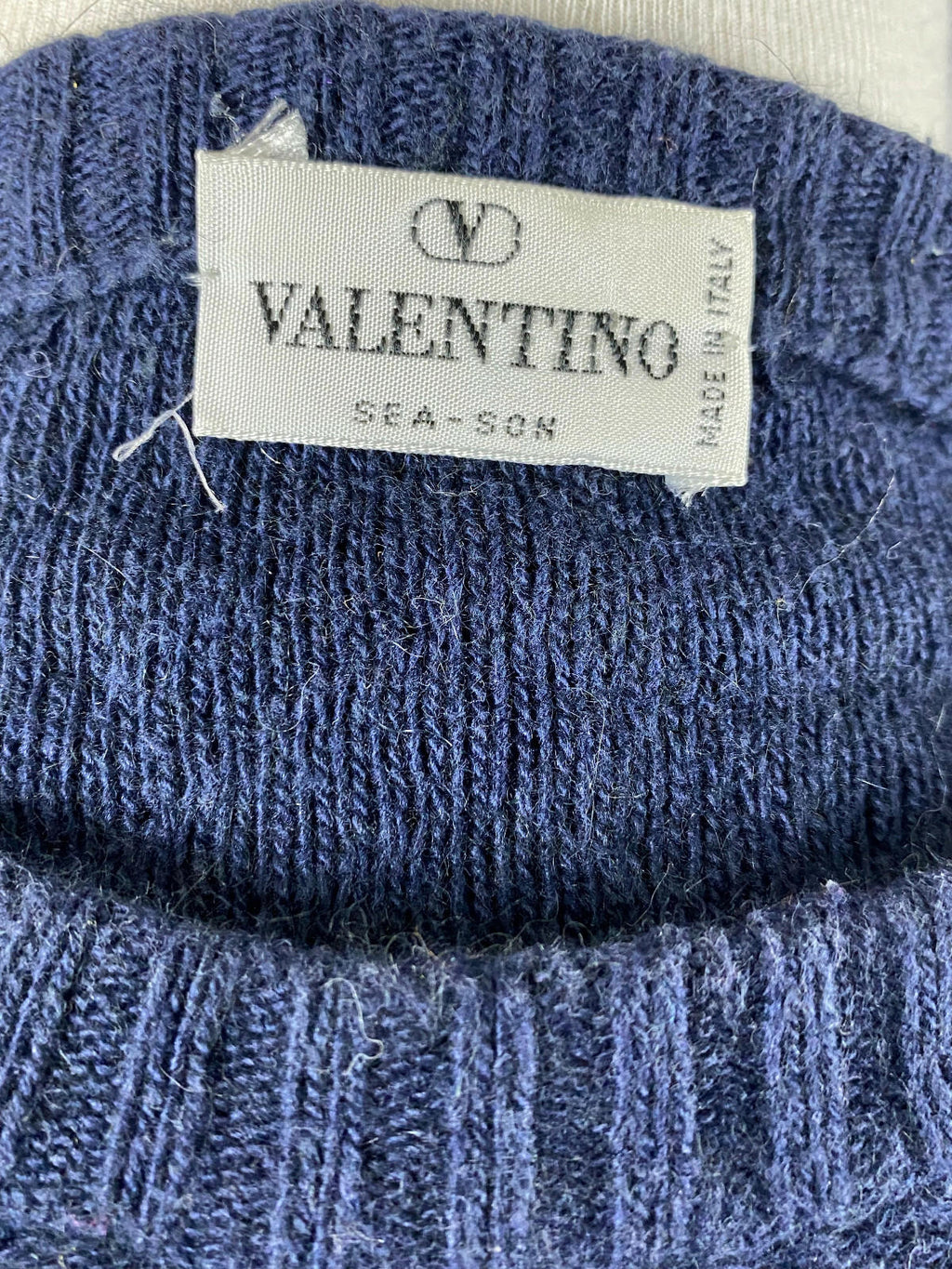 Vintage Men VALENTINO Viscosa/Nylon/Cashmere Blue Knit Sweater – Size 50