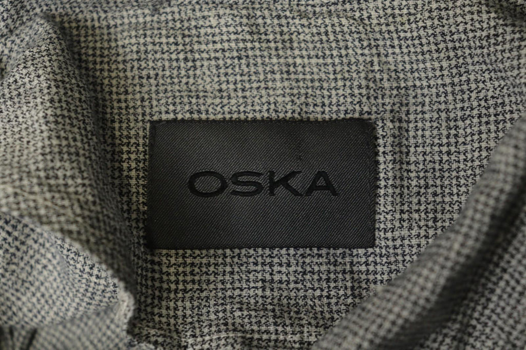 OSKA Gray Pleated Back Slit Sleeve Collared Button Front Shirt Dress – Size 2