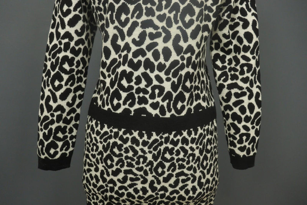 GIVENCHY Life Black White Leopard Print 100% Wool Long Sleeve Sweater Dress M/L