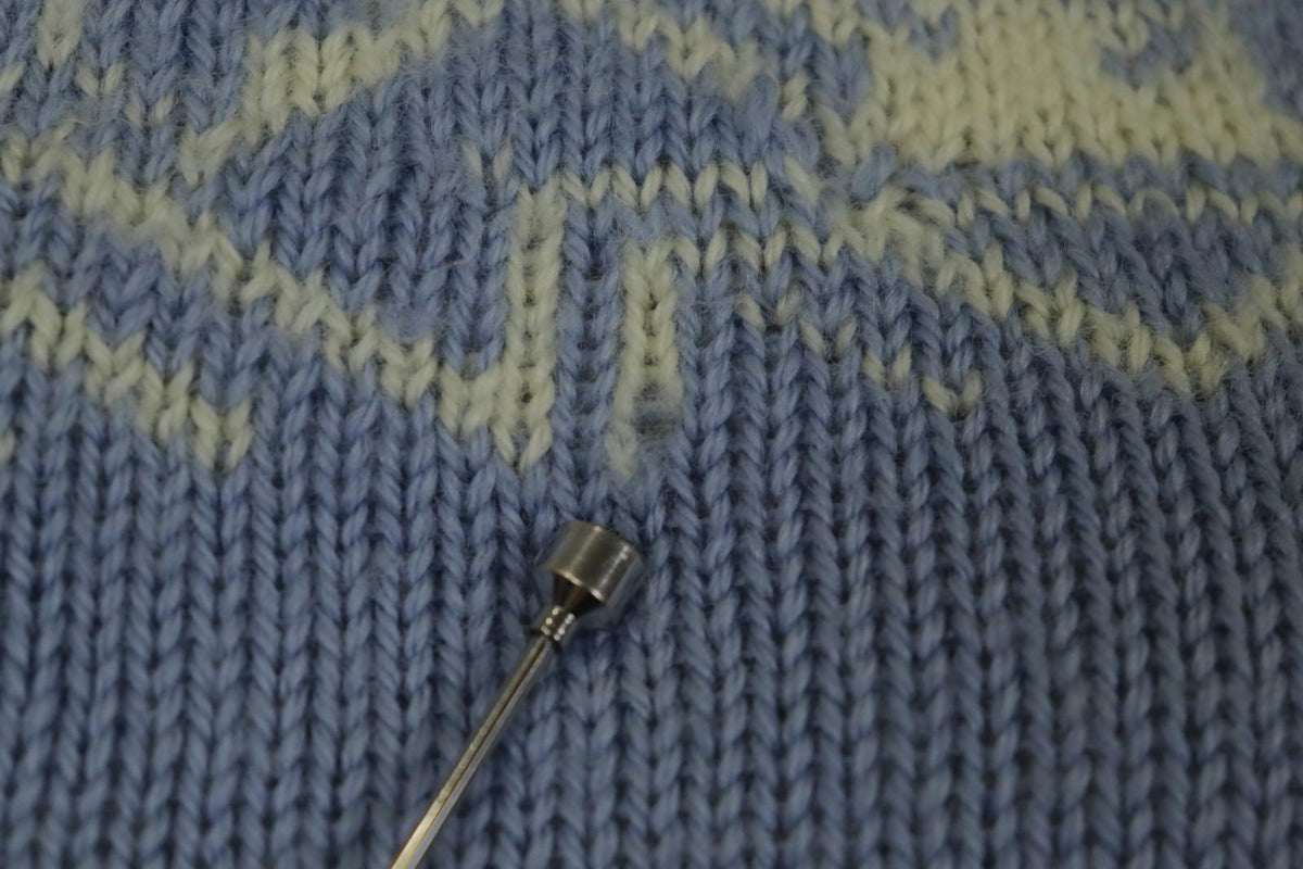 DALE OF NORWAY Blue & White Wool Knitted Mock Neck 1/4 Zip Ski Sweater – Size XS