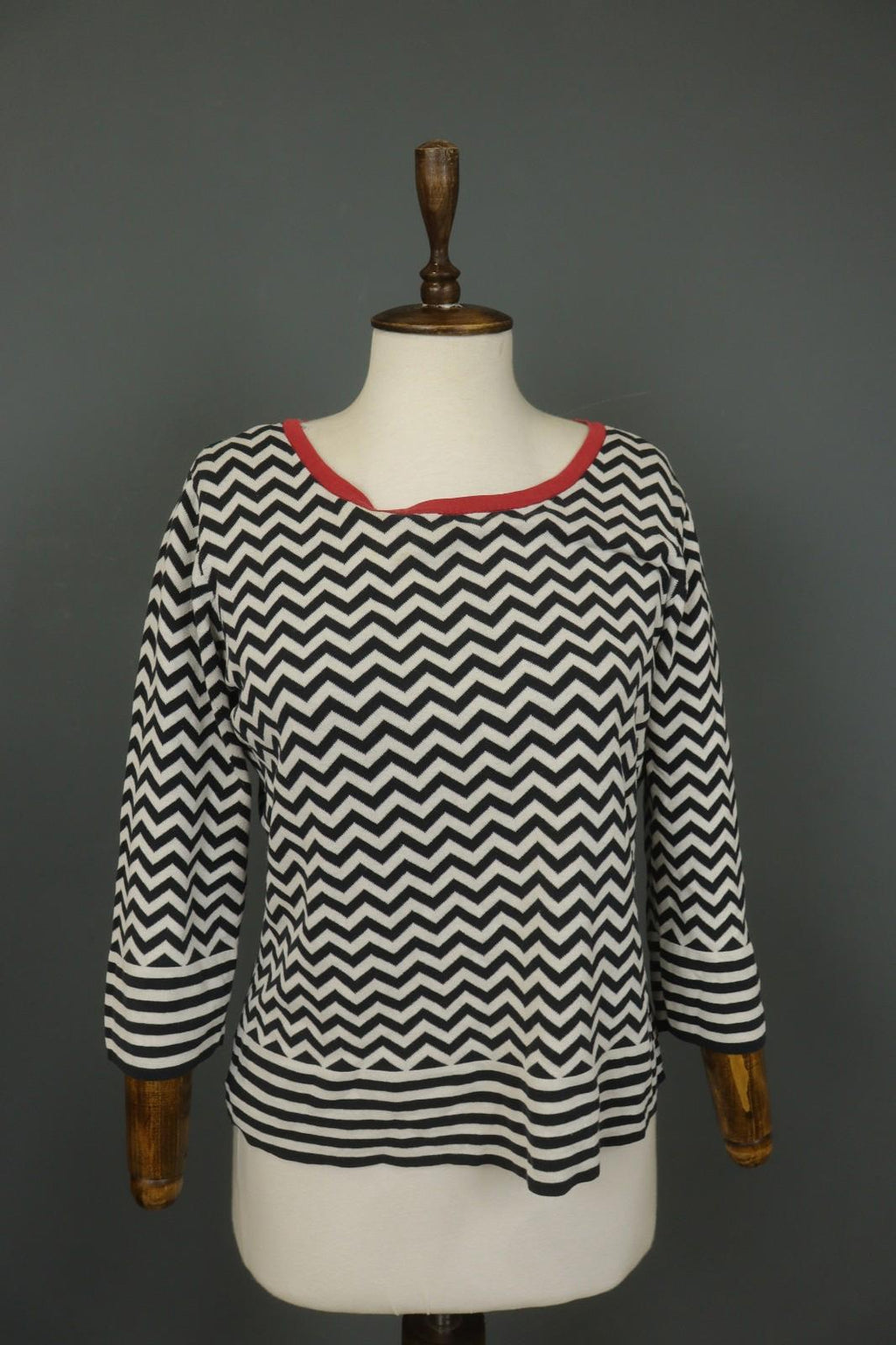 WEEKEND MAX MARA Multi Striped Knitted Long Sleeve Round Neck Sweater – Size XL