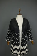 GUDRUN SJODEN Black White Chevron Print Knitted Casual Open Front Cardigan Sz M