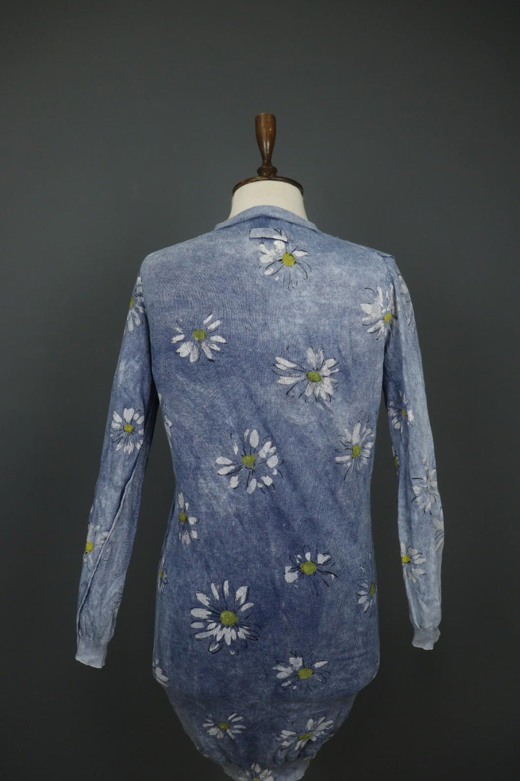 DOLCE & GABBANA Blue Floral Raglan Sleeve Button Front Cardigan Sweater – Size 40
