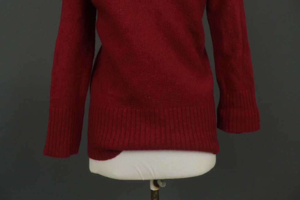 GUDRUN SJODEN Red Knitted Embroidered Raglan Sleeve Mock Neck Sweater – Size M