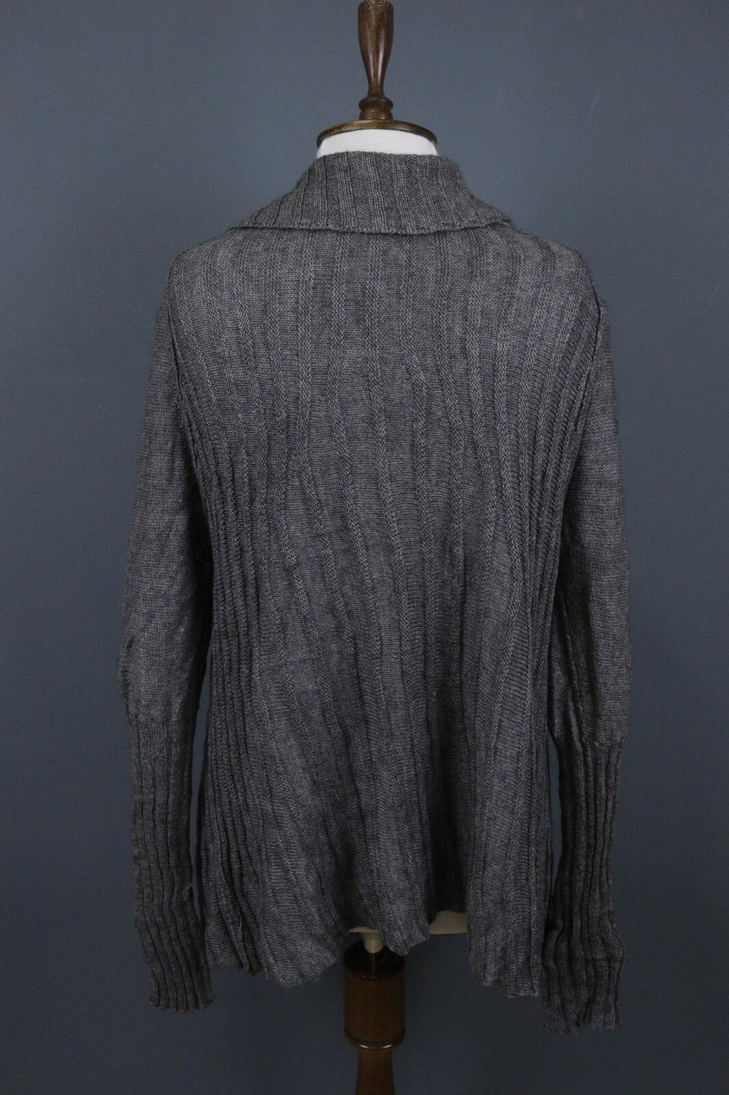 SARAH PACINI Gray Lagenlook Tight Knit Button Front Cardigan Sweater