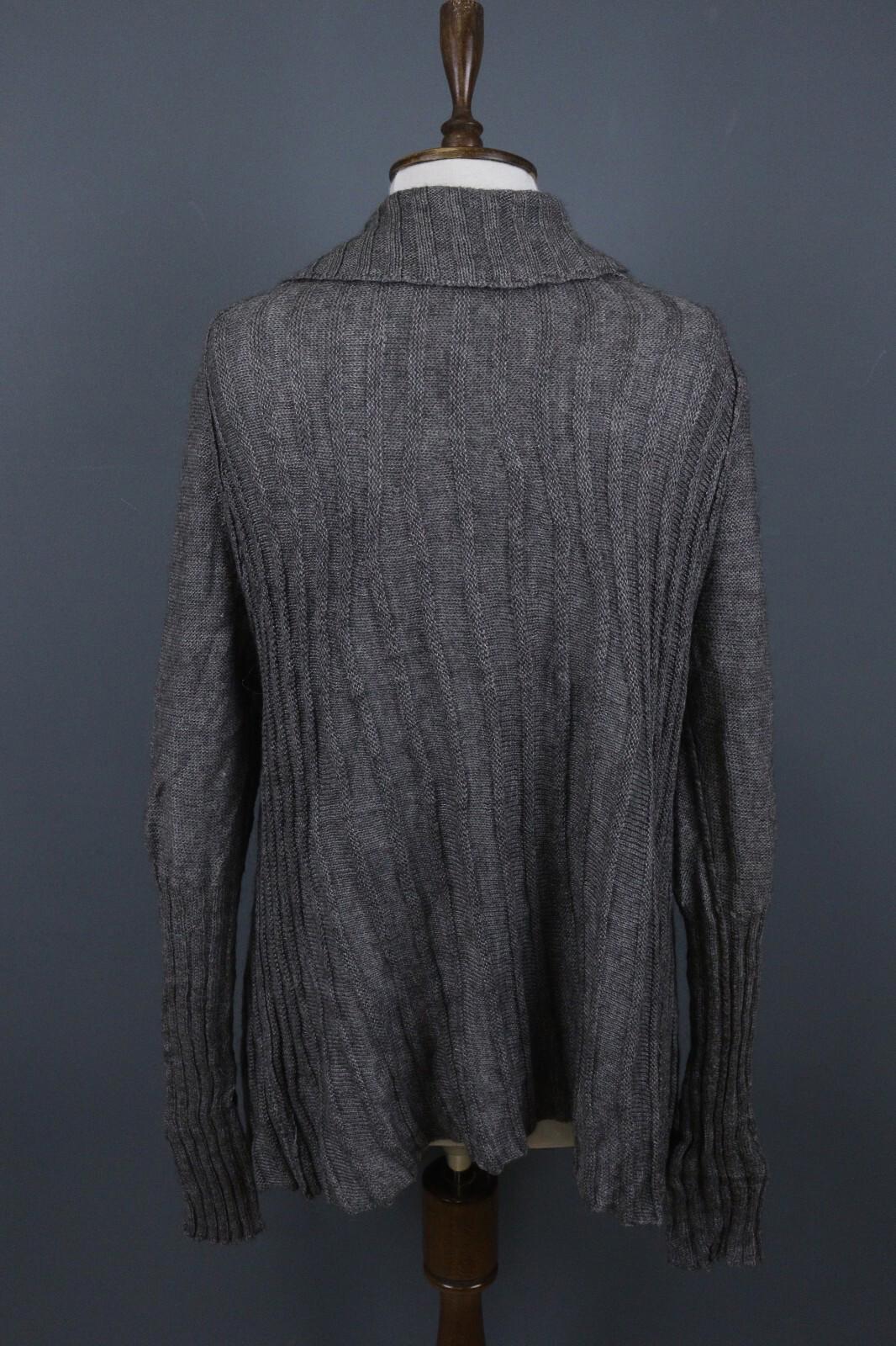 SARAH PACINI Gray Lagenlook Tight Knit Button Front Cardigan Sweater