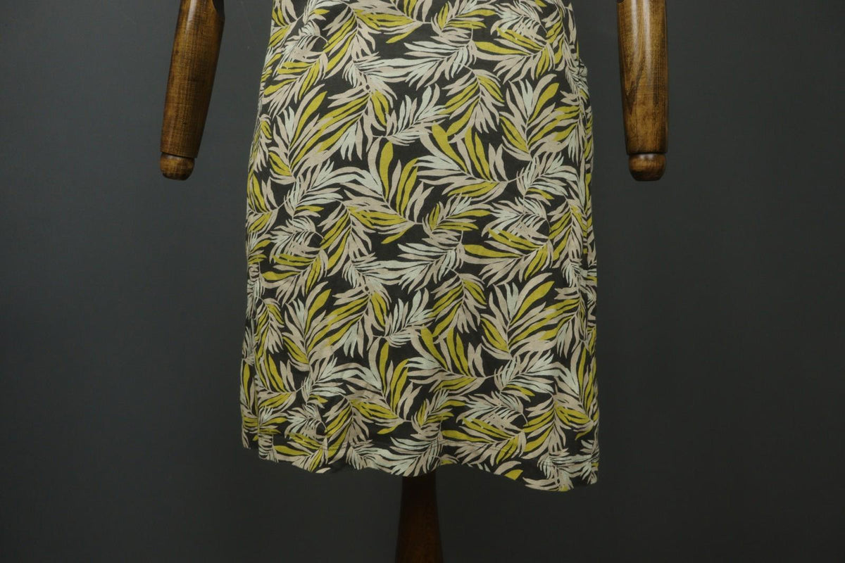 GUDRUN SJODEN Multicolor Leaf Print Split Neck Short Sleeve Shift Dress – Size M